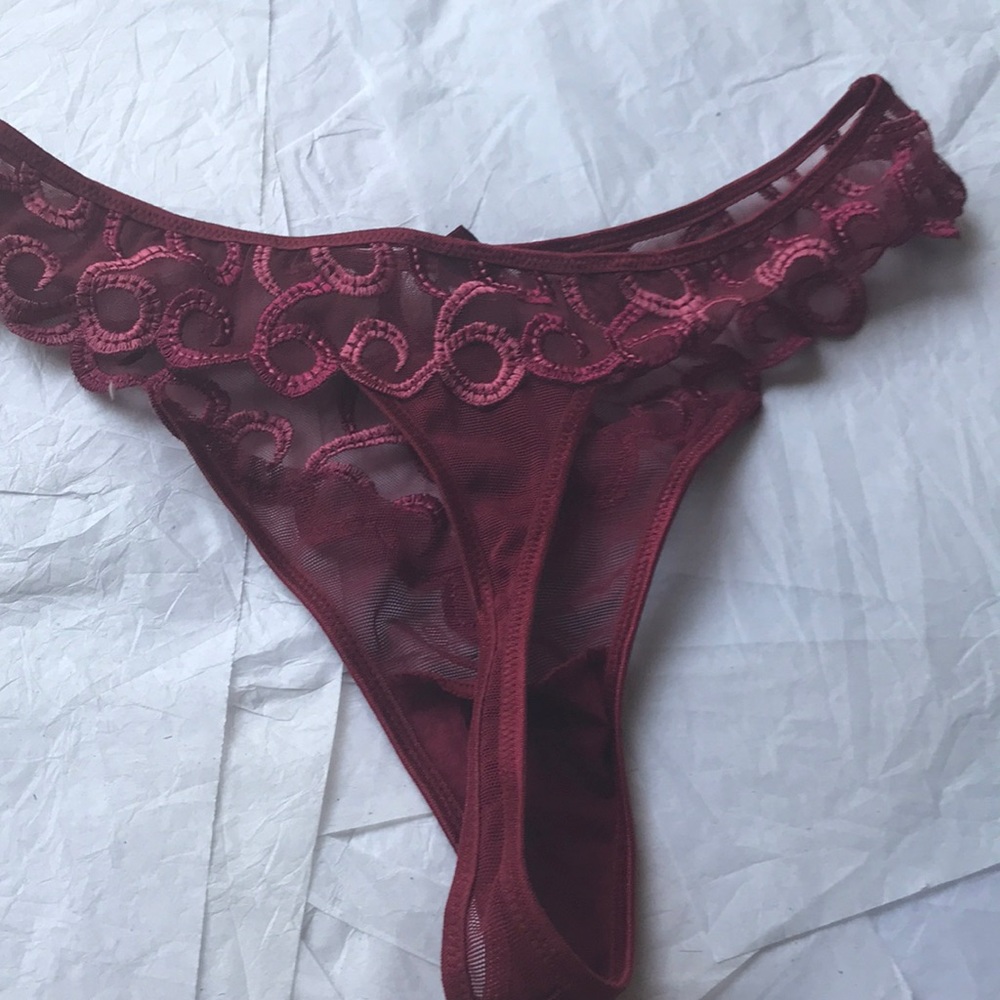 NWT Le Mystere Lace Thong Ruby